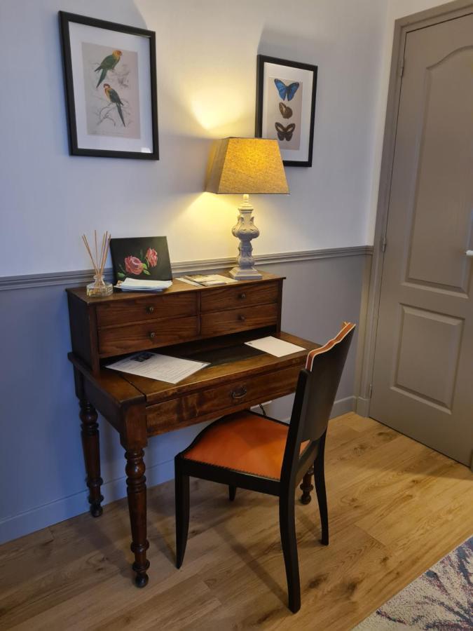 Hotel La Glycine Blanche Pomas Zewnętrze zdjęcie